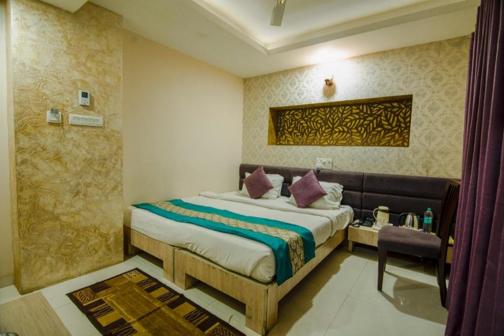 Room image 2