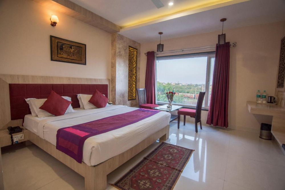 Room image 2